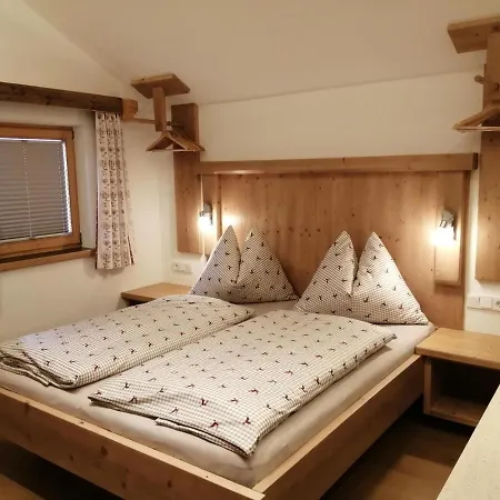 Lantgård Hintergugg *